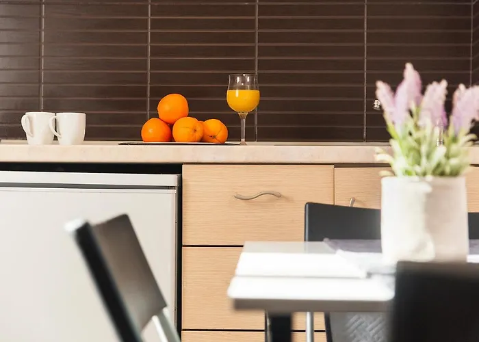 Sueno Luxury 公寓式酒店 波利克罗诺